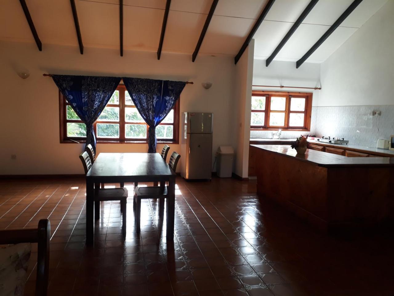 Paradise Flycatcher'S Lodge La Digue Exterior foto