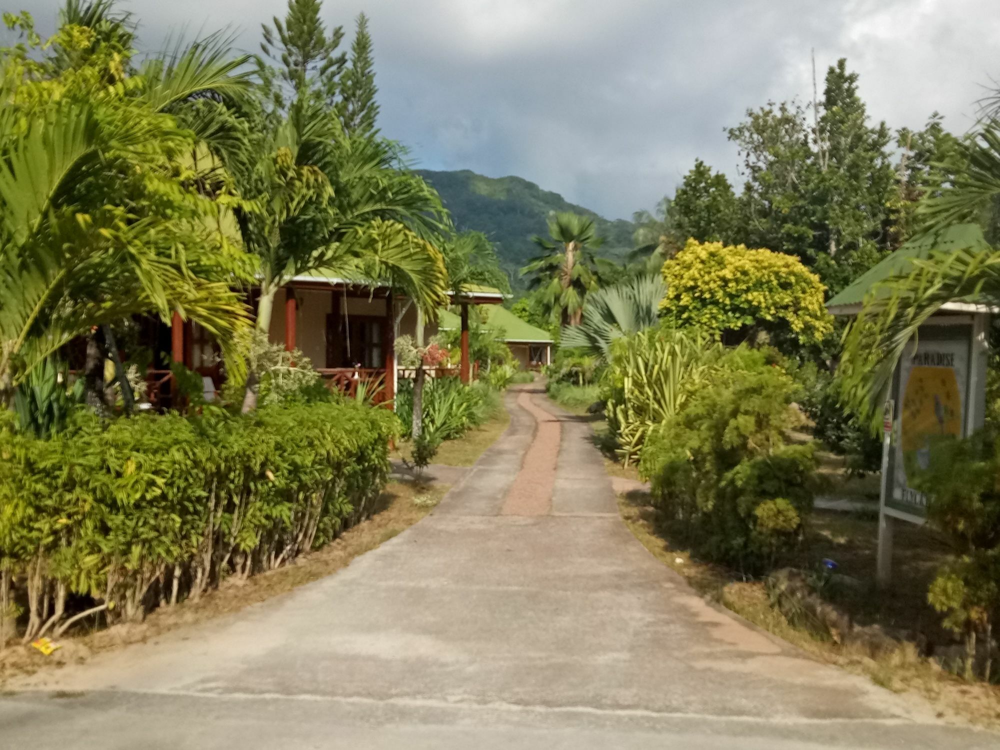 Paradise Flycatcher'S Lodge La Digue Exterior foto